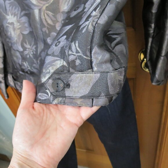 Chico's Tones of Grey Top/Jacket Unlined Jean Jacket Style Size 3 - Picture 6 of 10